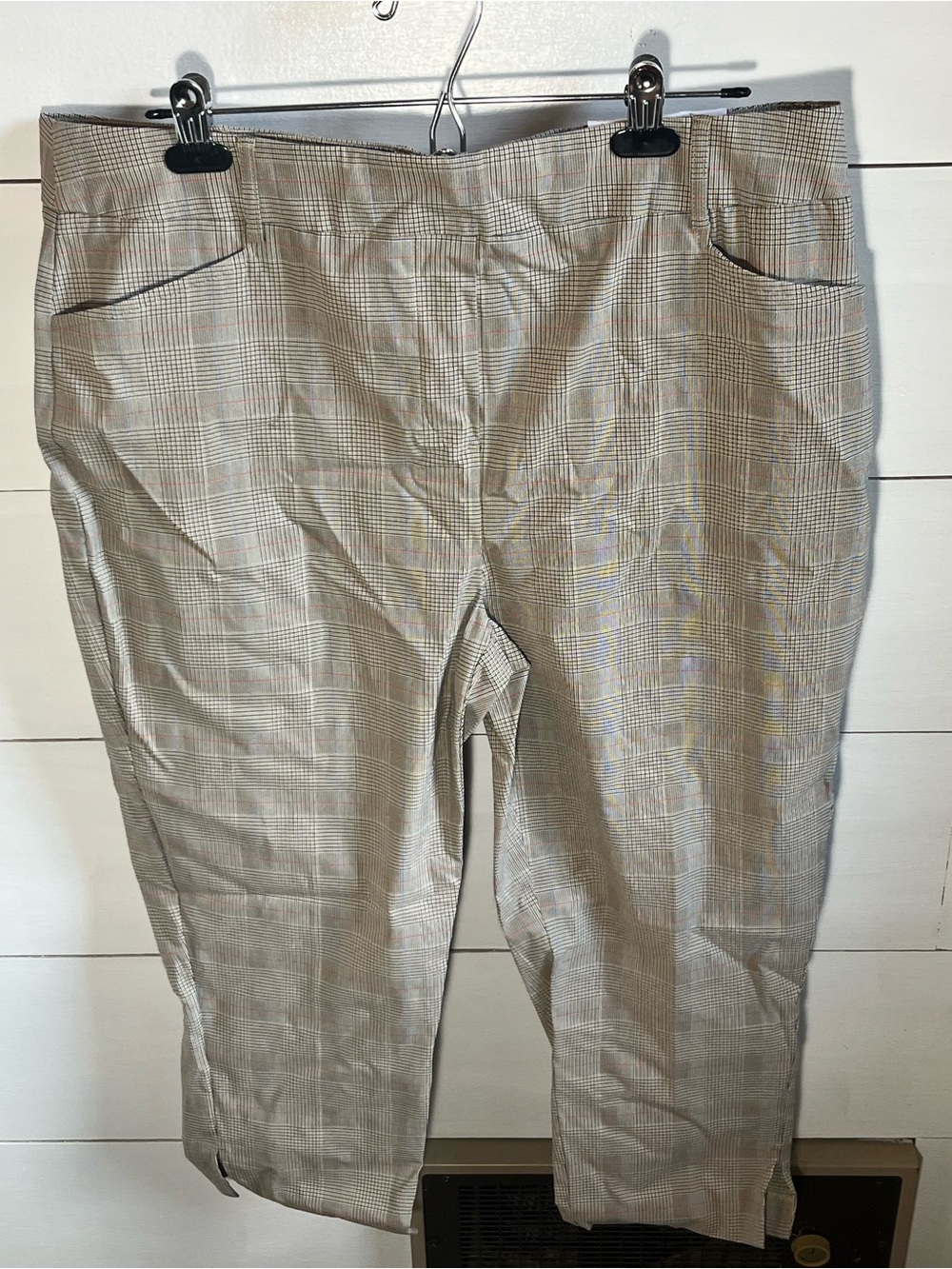Penningtons Beige Plaid Cropped Dress Pants